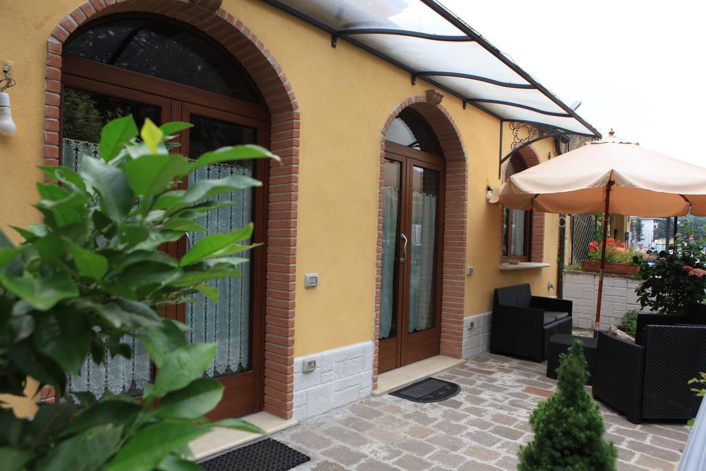 Il Giardino Della Contessa Διαμέρισμα Ισέρνια Εξωτερικό φωτογραφία